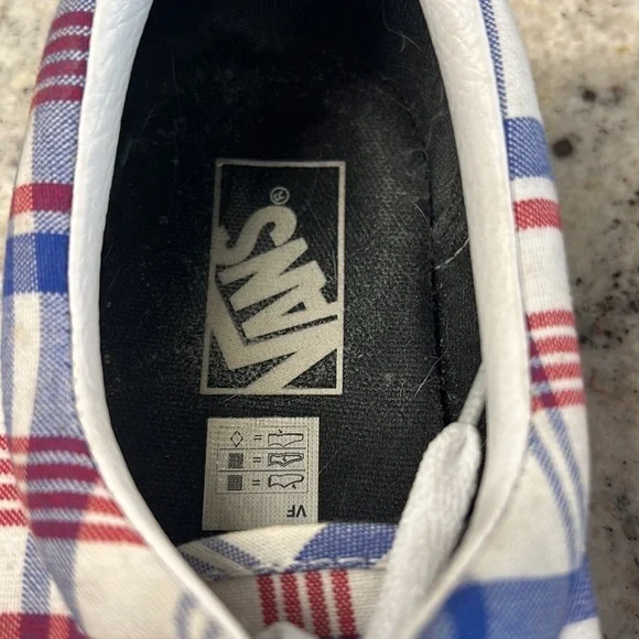 Red white and blue plaid Vans men’s size 8 - Picture 2 of 9